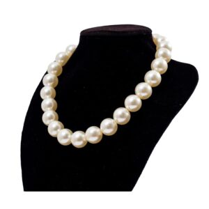White Pearl Necklace